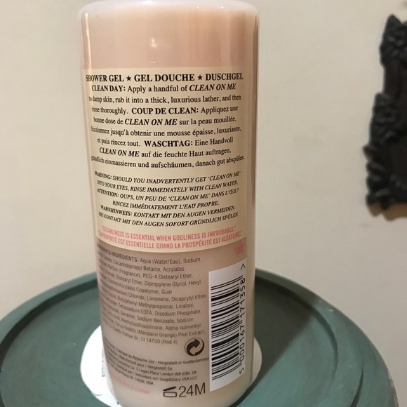 💦 Clean on ME Creamy Shower Gel - Picture 3 of 4